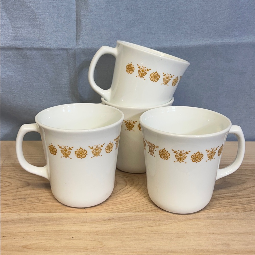 BUTTERFLY GOLD by Corelle vintage set of 4 coffee mug 11 oZ (Discontinue pattern